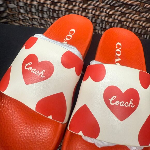 coach Udele Sport Slide With Valentine's Print cq092 - Picture 3 of 6
